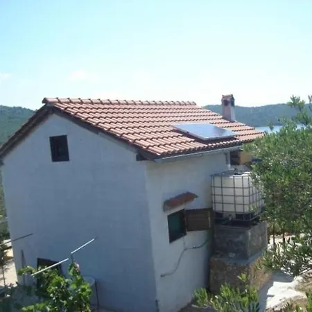 Robinson House In With Sea View Holiday home *