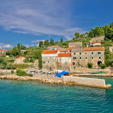 Holiday home Robinson House In With Sea View Kali